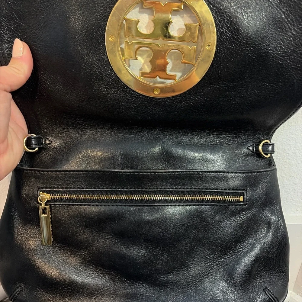 Tory Burch Black Leather Reva Clutch Crossbody Gold Logo
